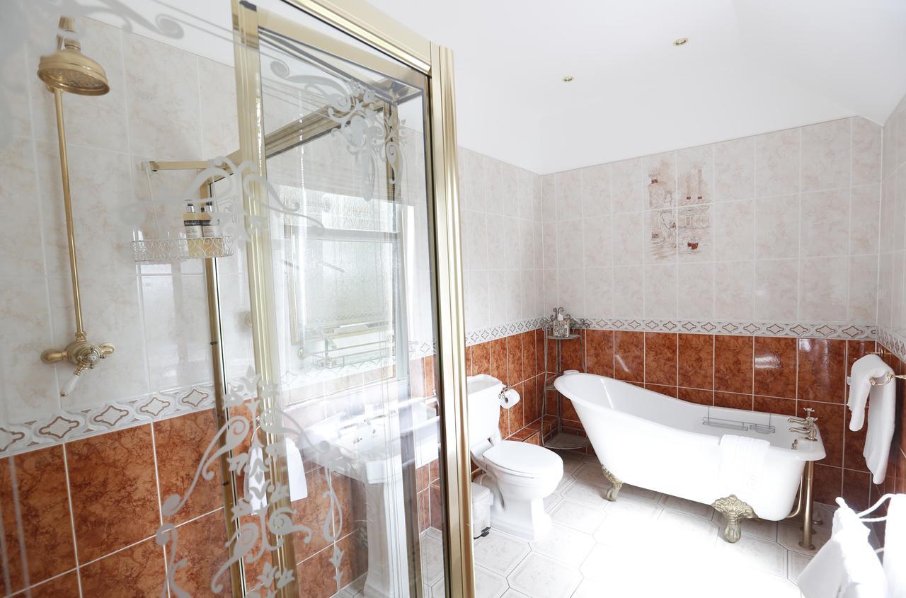 Roseburn B&B พิทลอครี ภายนอก รูปภาพ