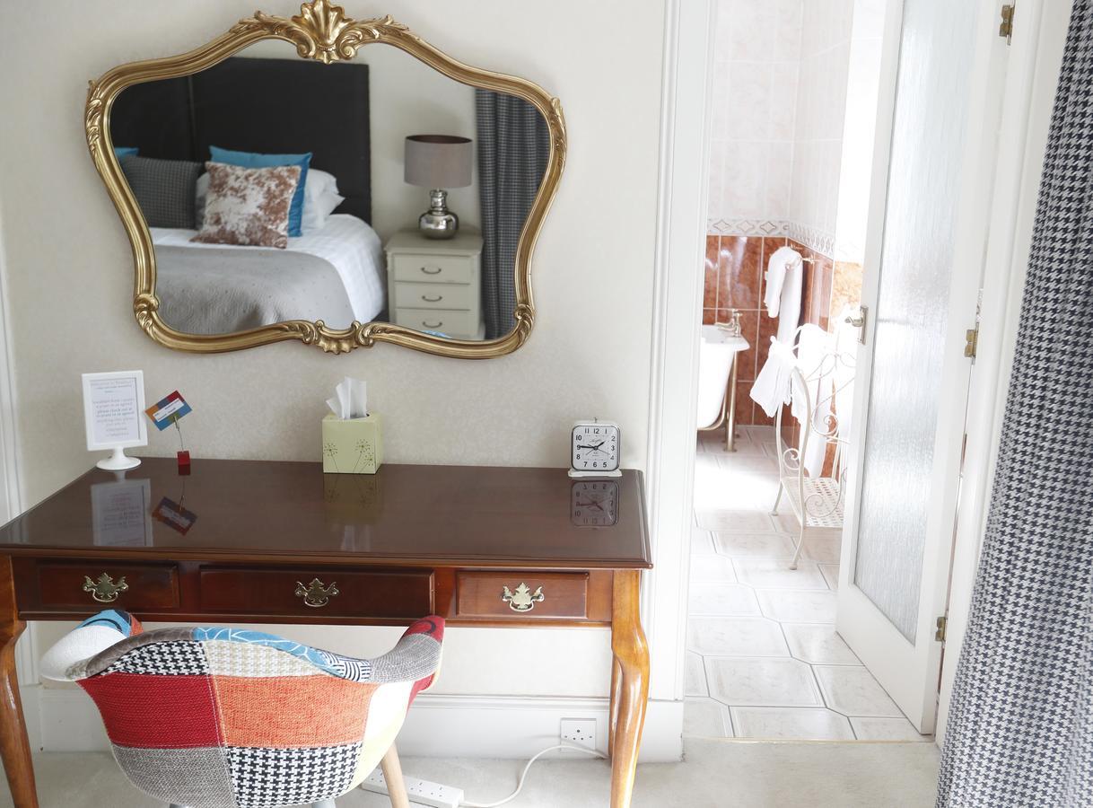 Roseburn B&B พิทลอครี ภายนอก รูปภาพ
